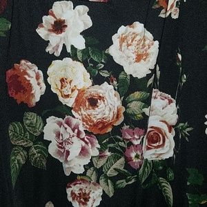 **LAST CHANCE**  Sleeveless Blouse